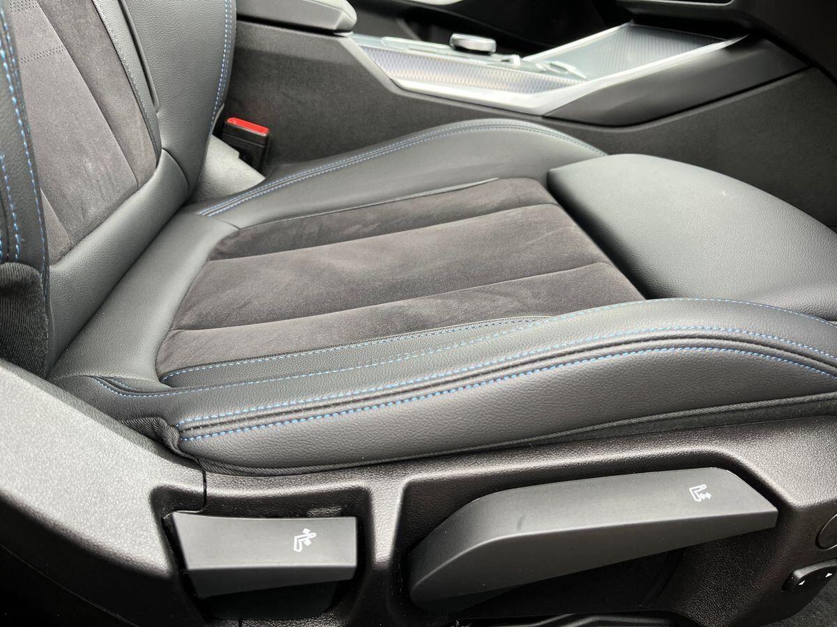 BMW 3 Series Photo 33
