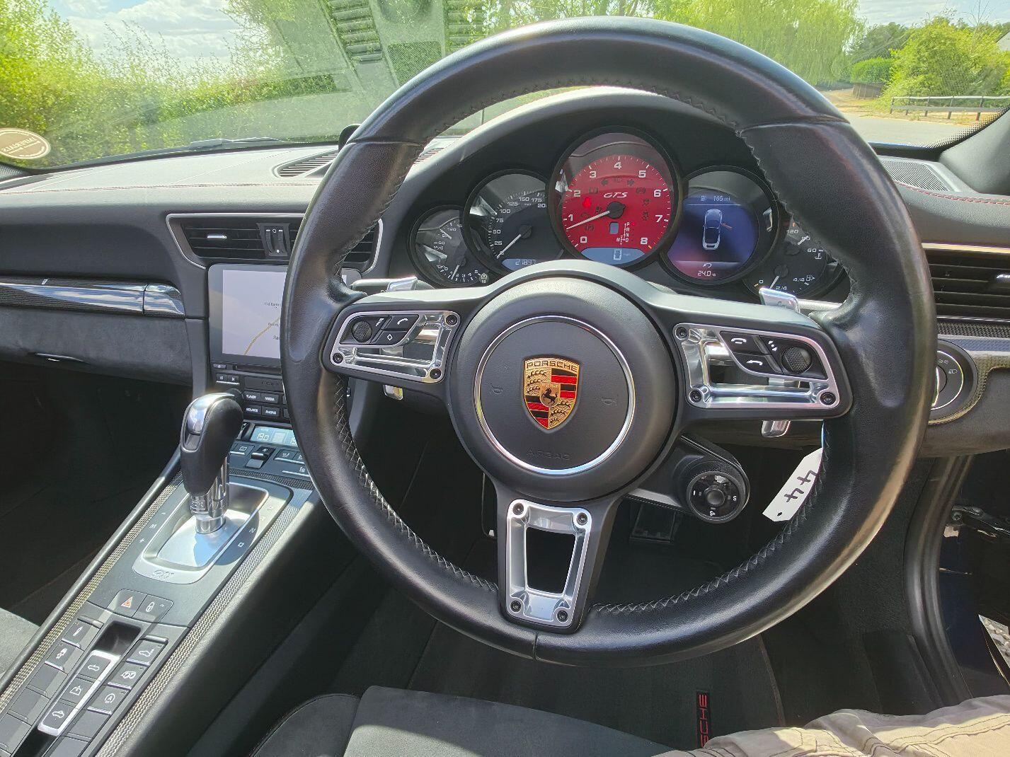 Porsche 911 3.0T 991 Carrera 4 GTS PDK 4WD Euro 6 (s/s) 2dr — photo 7