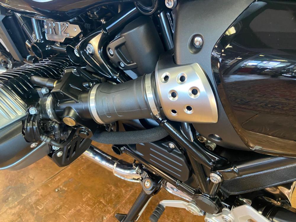 BMW R 12 nineT Photo at-e5779c49dd424f818eb484349cf1c0b2.jpg