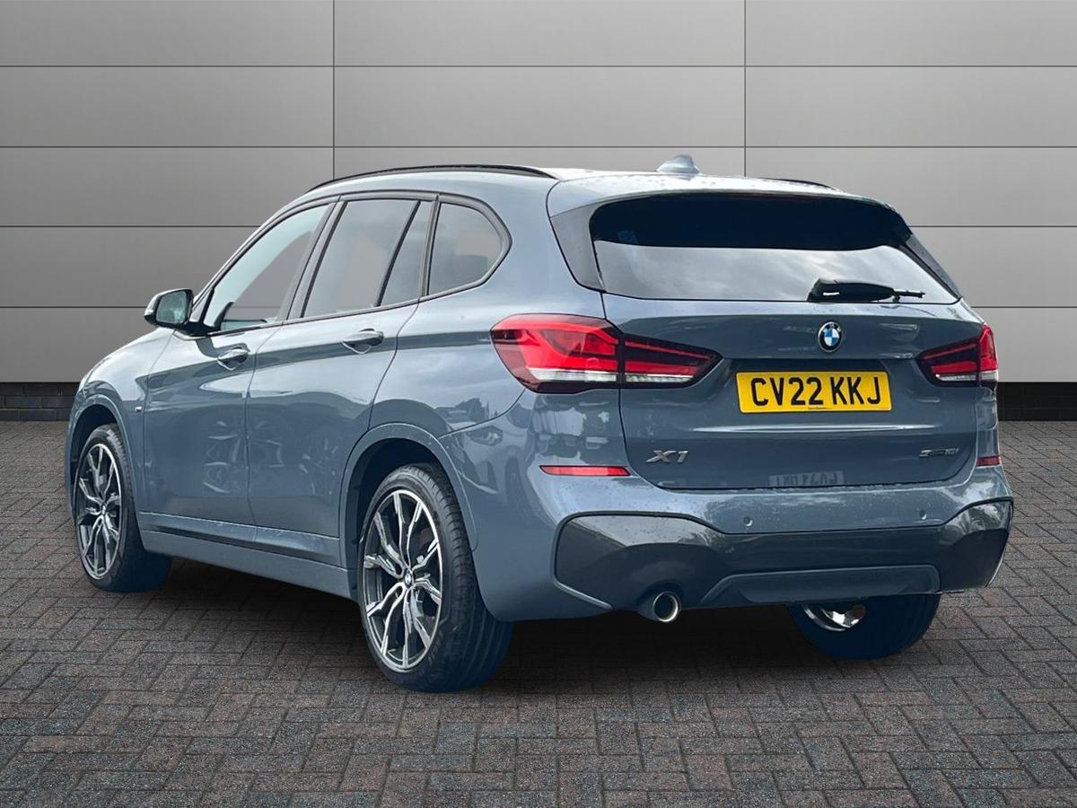 BMW X1 Photo 1