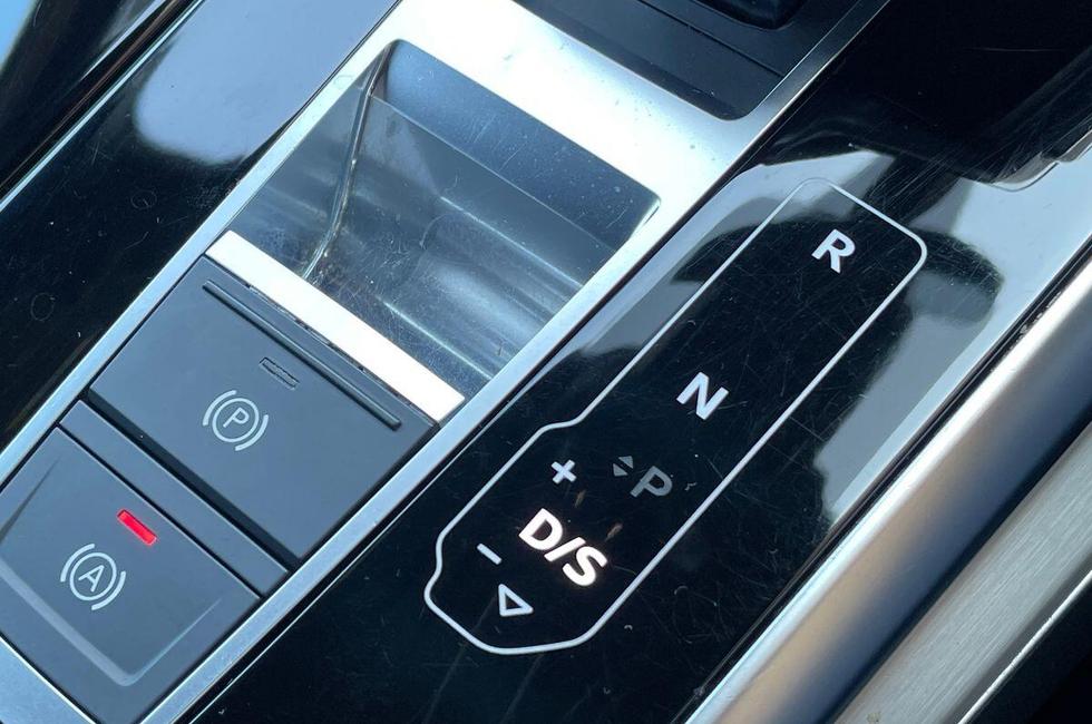 Audi Q7 Photo at-e5deb261785e45fb9ce3653d08ad7d9e.jpg