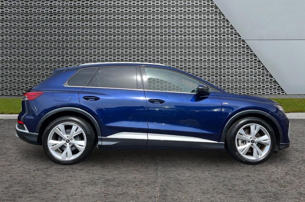 Audi Q4 Photo at-e5f177c340bb4b0bafa850477252eb28.jpg