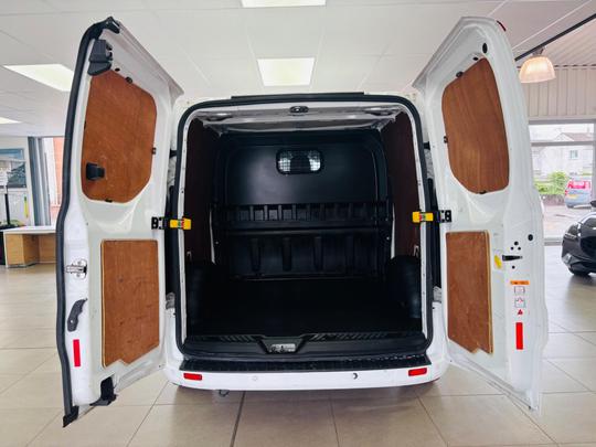 Ford Transit Custom Photo at-e6048e0002dd421f83e0d5b9c06469c1.jpg