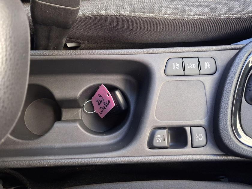 Toyota Yaris Cross Photo at-e633b813af924b0883d0ab116475a621.jpg
