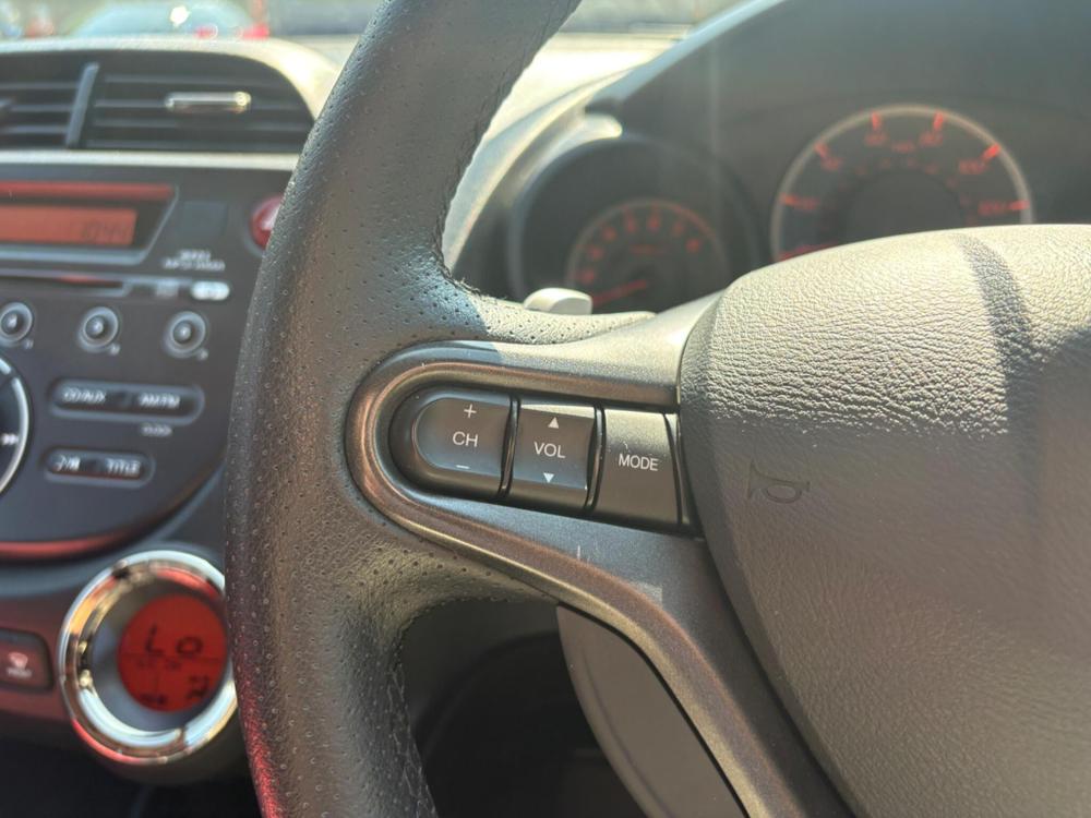 Honda Jazz Photo at-e63941b69cae4f9aa655c2fce686c712.jpg
