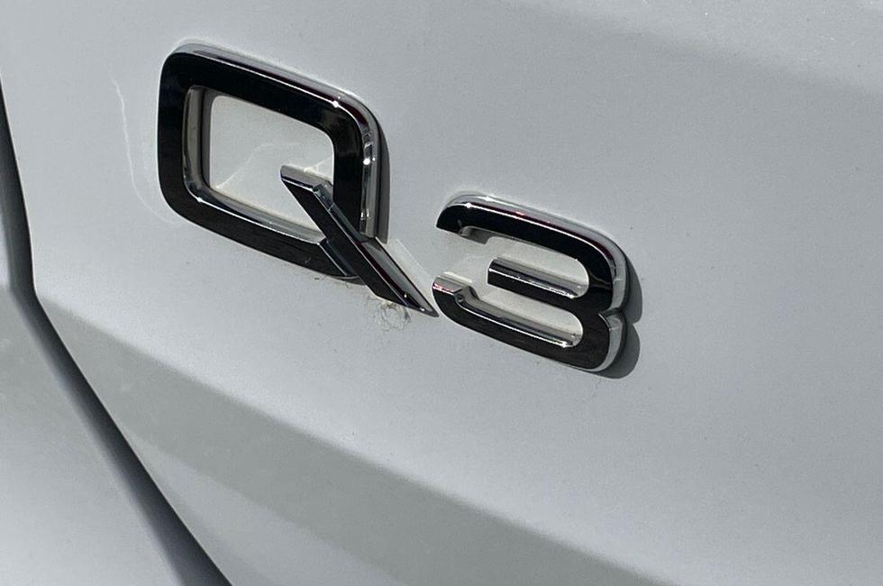 Audi Q3 Photo at-e6400258af154e37b821bb16083e1ca1.jpg