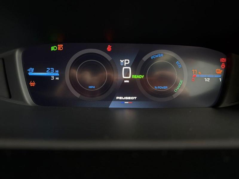 Used Peugeot E-308 SW 202602109822589 15