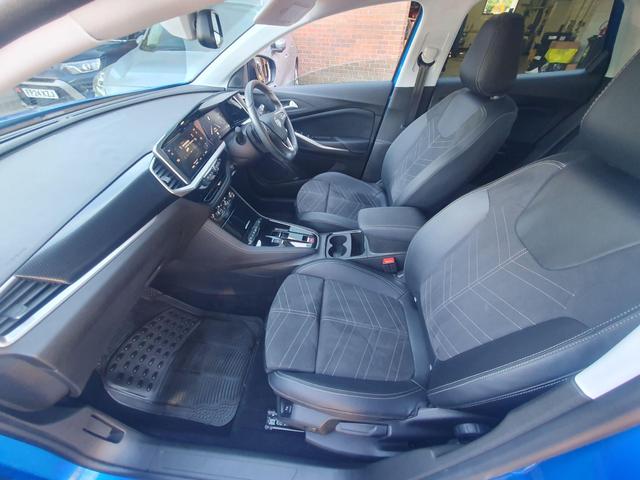 Used Vauxhall Grandland PJ24NVB 26
