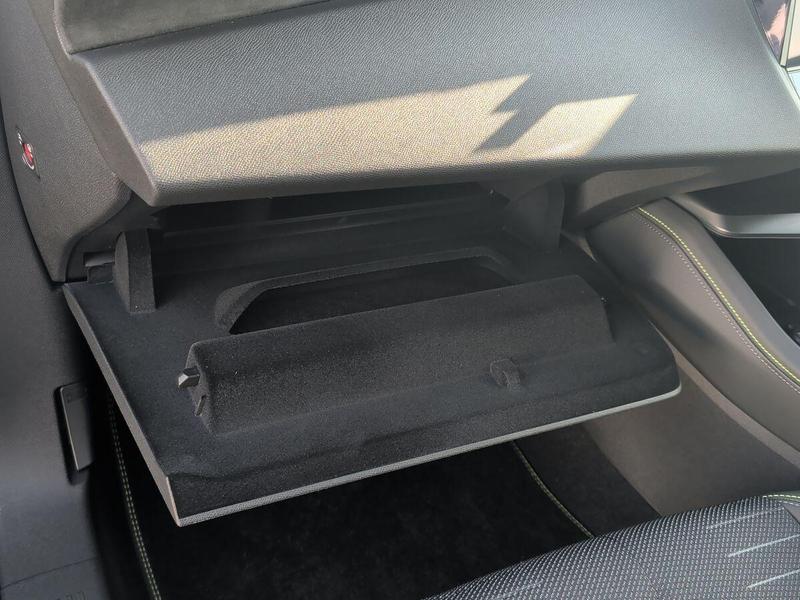 Used Peugeot 308 SW 202601058928729 46