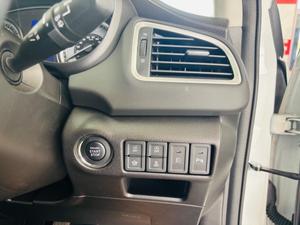 Suzuki S-Cross Photo 37
