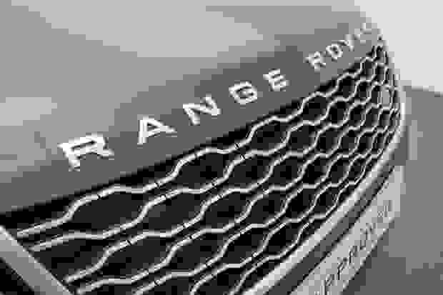Land Rover RANGE ROVER VELAR Photo at-e6af92d31860420f85e3eb941a3f8e0f.jpg
