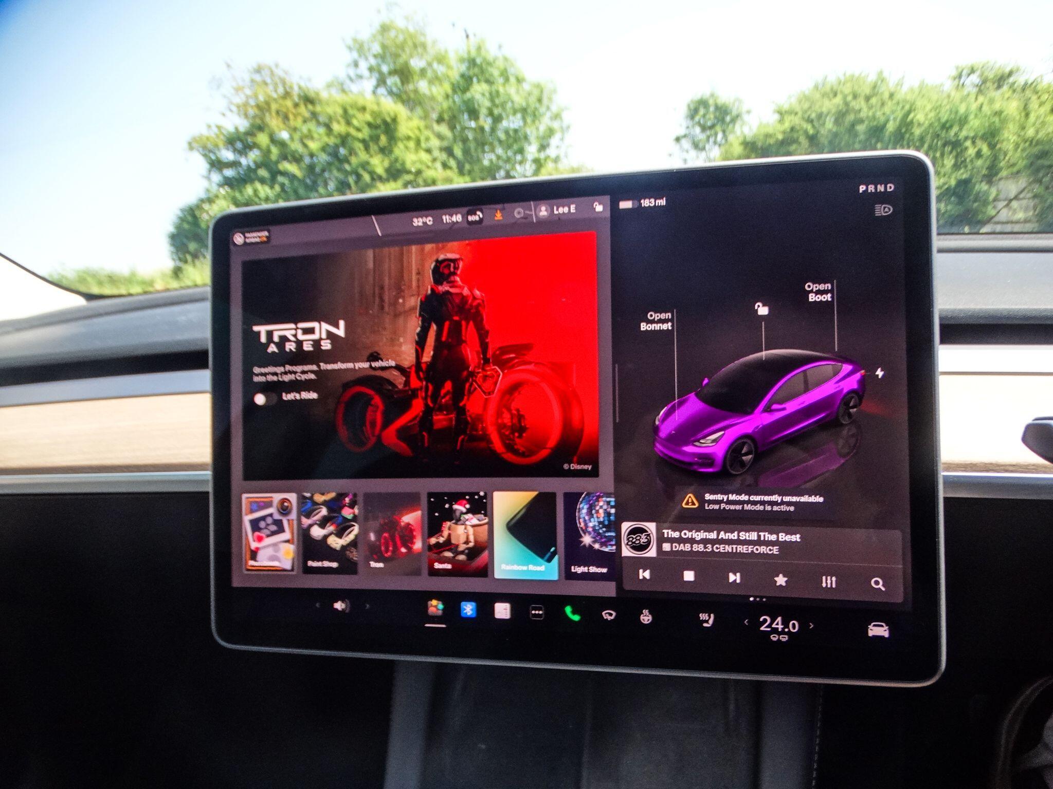 TESLA Model 3 Auto RWD 4dr — photo 24