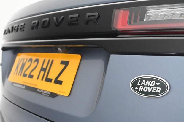 Land Rover RANGE ROVER VELAR Photo at-e7653231e4434028b16542abde195324.jpg