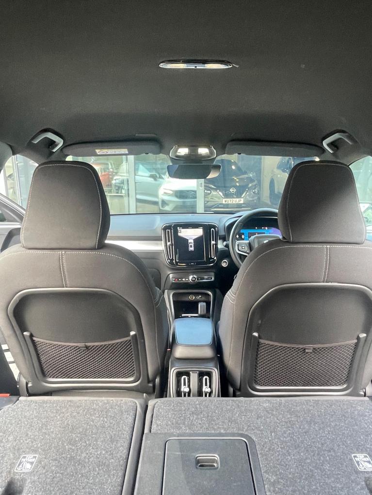 Used Volvo XC40 BJ73VMH 13