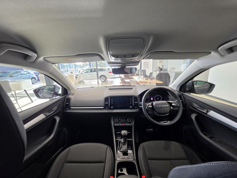 Skoda Karoq Photo at-e7738337551e4aaf8bc4505d2f9cc6f0.jpg