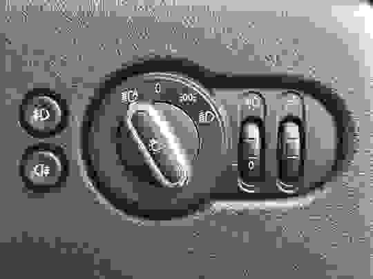 MINI Hatch Photo at-e77b6c28705e46d58be00a6222c8ed96.jpg