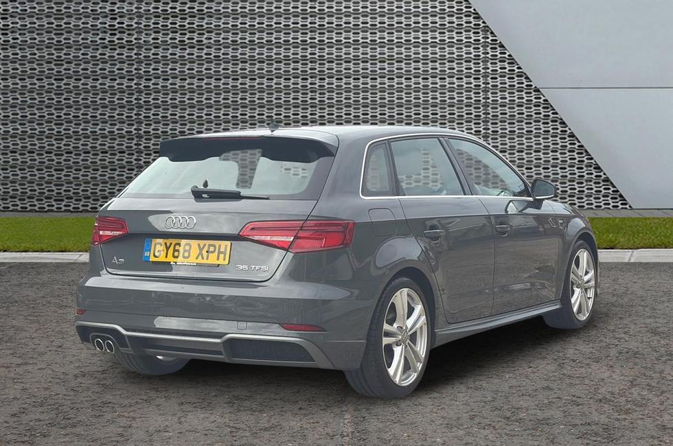 Audi A3 Photo at-e7942601b7224505bfbcc24a0591693e.jpg