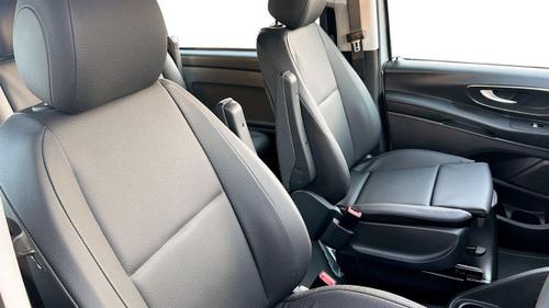 Mercedes-Benz Vito Photo at-e7b2547d302a478a9f19522beb7931bd.jpg