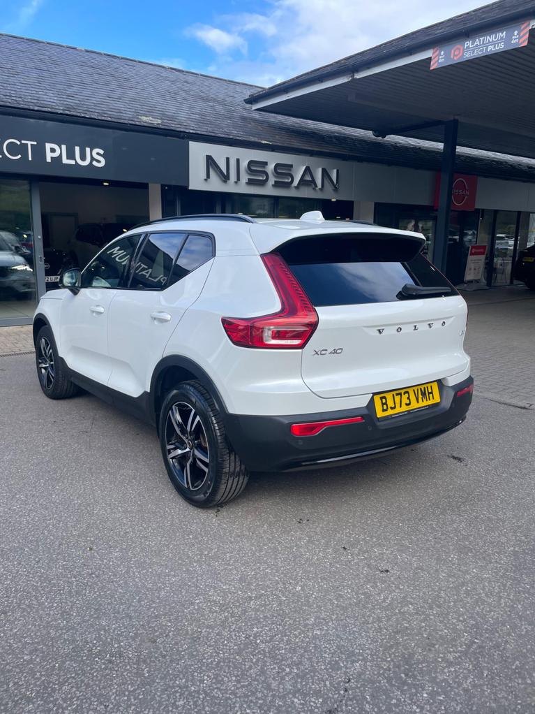 Used Volvo XC40 BJ73VMH 4
