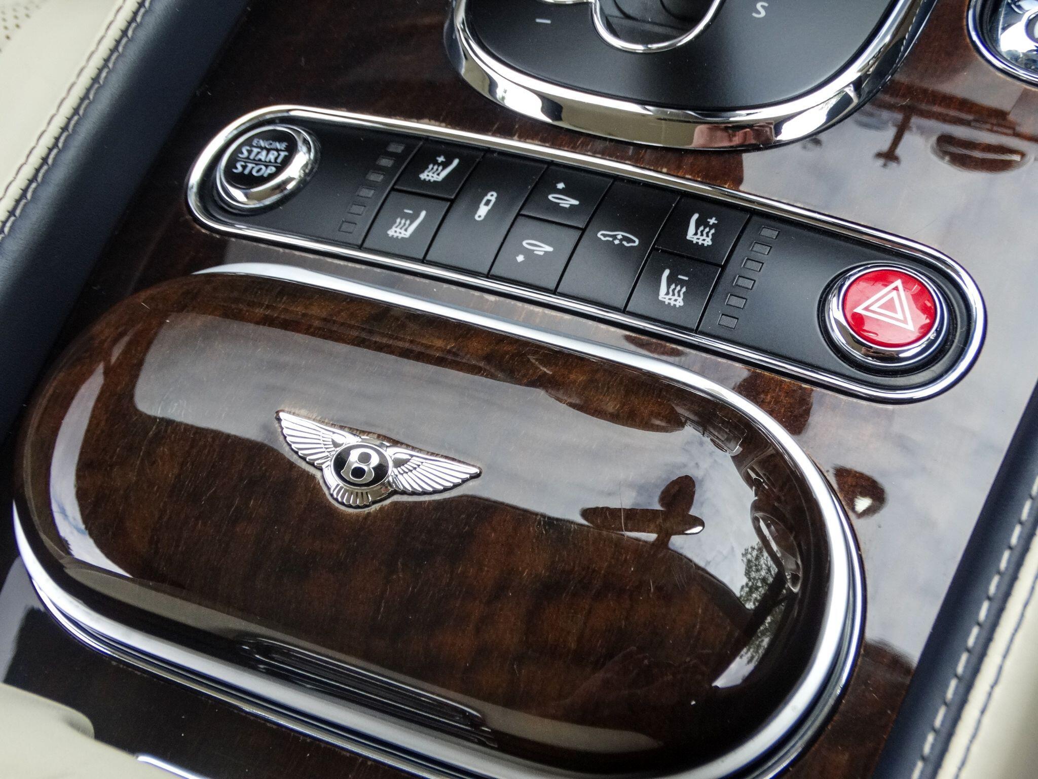 Bentley Continental 4.0 V8 GT S Coupe 2dr Petrol Auto 4WD Euro 6 (528 ps) — photo 26