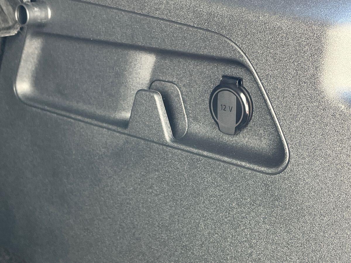 Volkswagen ID.3 Photo at-e7e03baa8f9a454dbafb106a79e241aa.jpg