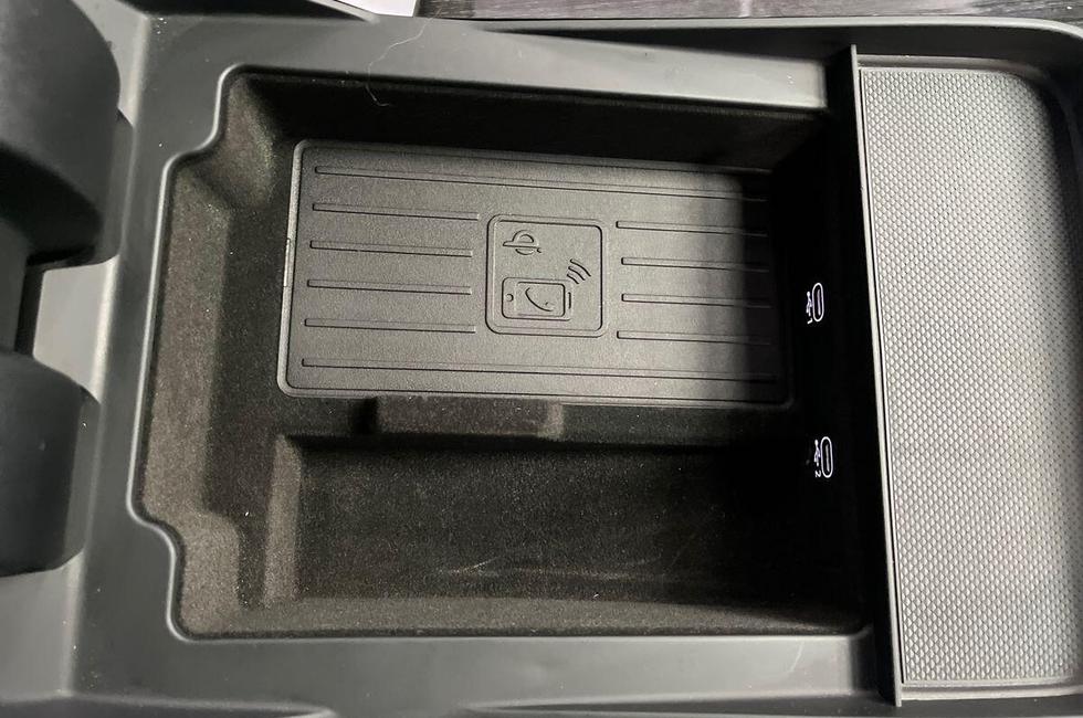 Audi Q8 Photo at-e7e9592f4b1e44319ef4e08166278e28.jpg