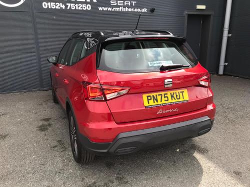 SEAT Arona Photo at-e7ed52bb21f44e24b4106c2cc7a92e7a.jpg