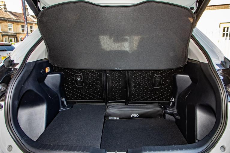 Used Toyota Yaris Cross WU24XSN 25
