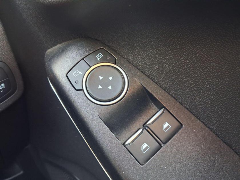 Ford Fiesta Photo at-e805dcad2a174dde914eca4fb5c412e1.jpg