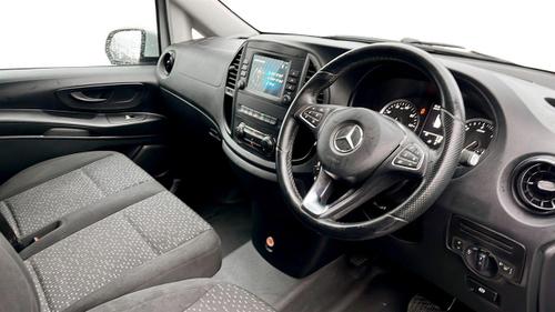 Mercedes-Benz Vito Photo at-e8118b99e9d04b0888e9ba1018234c36.jpg