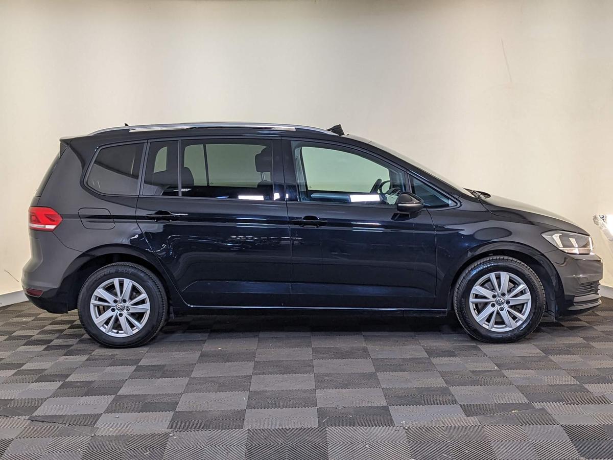 Used 2020 Volkswagen Touran Black £13,995 | 98,260 Miles | V12