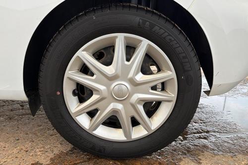 Ford FIESTA Photo at-e8261a0dac6a46ae8c874be8fca40241.jpg