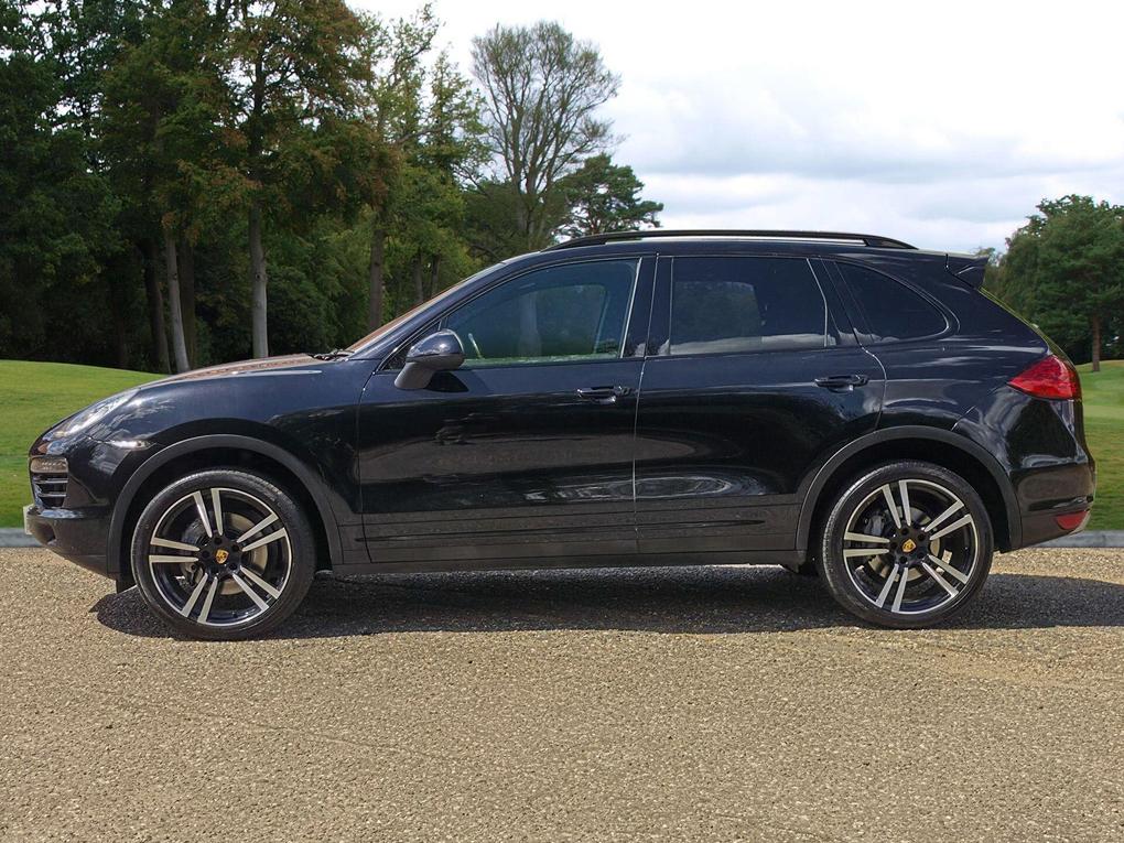Used Porsche Cayenne LH62AAE 2