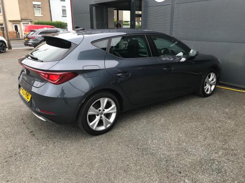 SEAT Leon Photo at-e85c7c3c298b4c498c0fa96f47d1a095.jpg