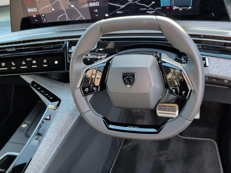 Used Peugeot 3008 YP25TXF 32