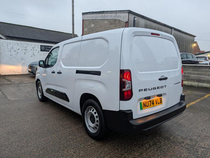 Used Peugeot e-Partner NU74VLB 6