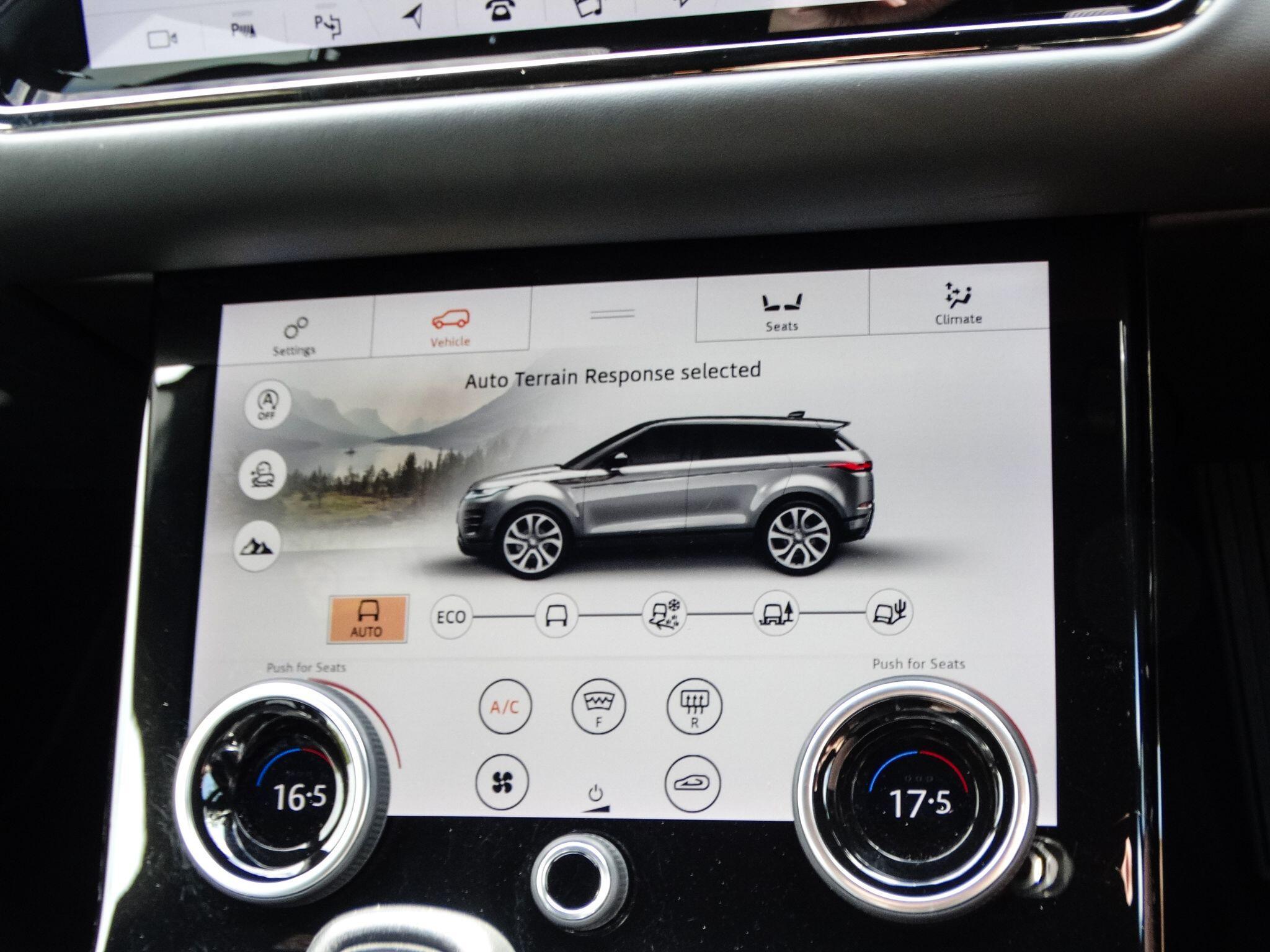 Land Rover Range Rover Evoque 2.0 P250 MHEV R-Dynamic HSE Auto 4WD Euro 6 (s/s) 5dr — photo 26