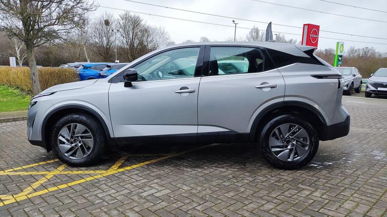 Used Nissan QASHQAI 202508215624769 4