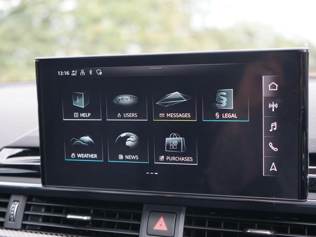 Used Audi RS4 Avant VU22BOF 37