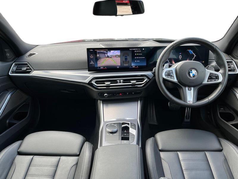 BMW 3 Series Photo 9