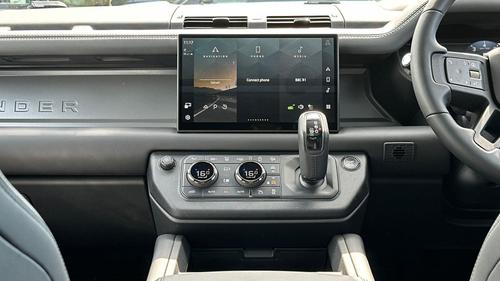 Land Rover Defender Photo at-e92dea33a1dc45a7896a63f07a941d6f.jpg