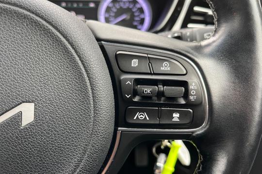 Kia Niro Photo at-e93248c42b7647f19e7ca8d149e641fc.jpg