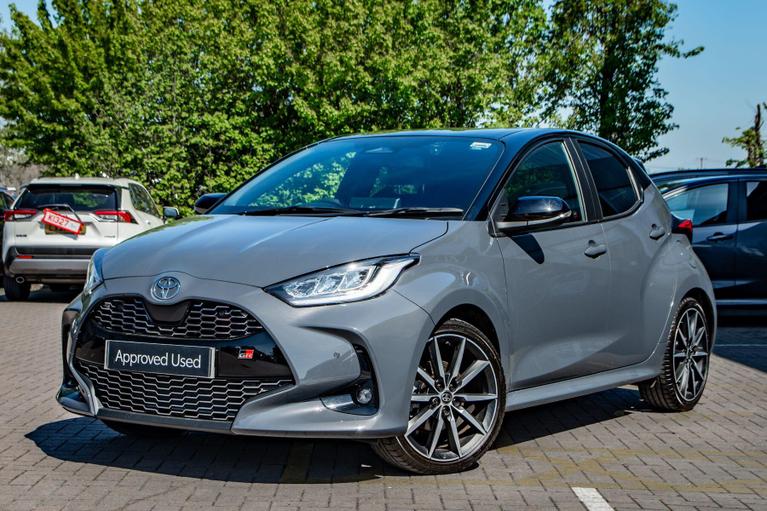 Used Toyota Yaris WR25UFB 20