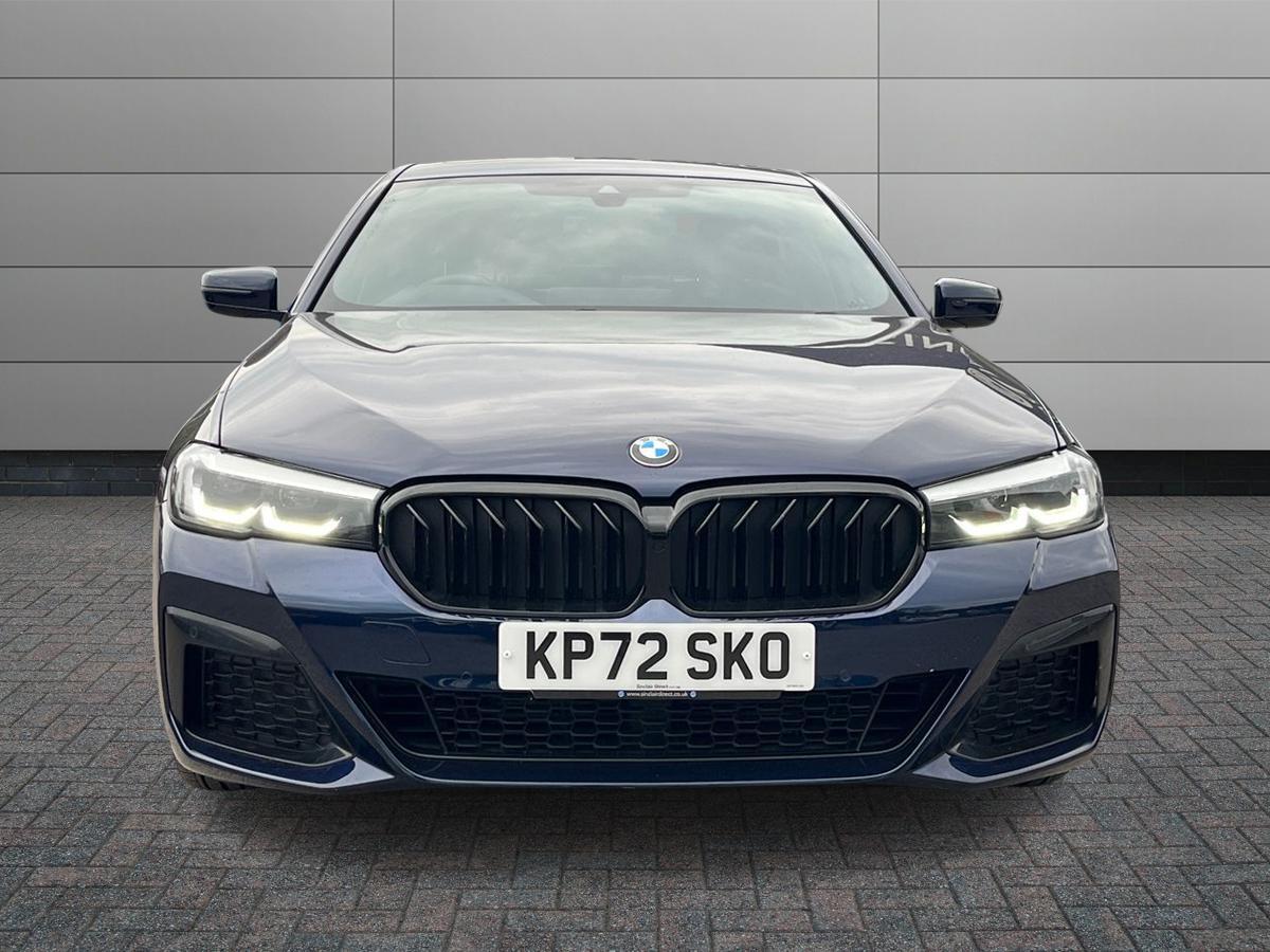 BMW 5 Series Photo 7
