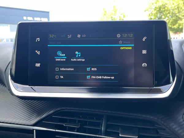 Used Peugeot E-2008 HY22RXH 27