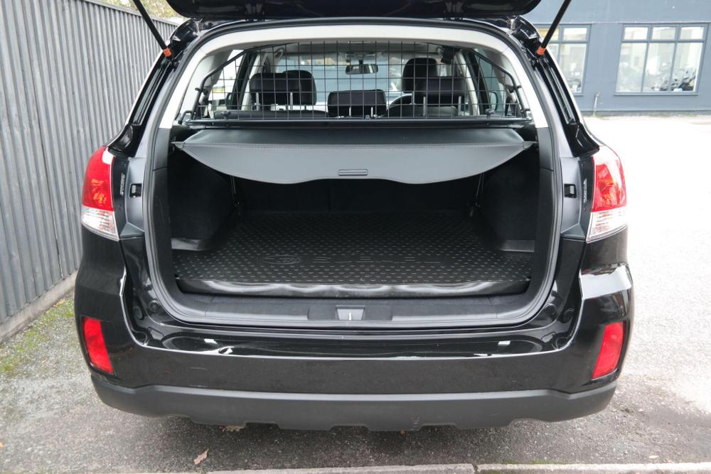 Subaru Outback Photo at-e9b4462726fa45bdb56e35473b28f5e5.jpg