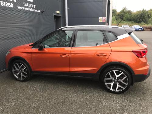 SEAT Arona Photo at-e9ca042ef86b4fb6b70be32a15775b3c.jpg