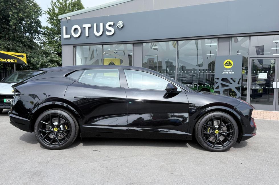 LOTUS Eletre Photo at-ea0ecdd3e5bd4eadbe09c5e41fa49b3f.jpg
