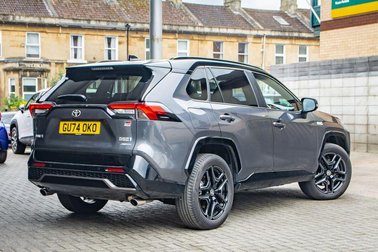 Used Toyota RAV4 GU74OKO 2