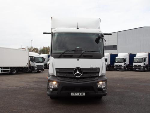 Mercedes-Benz Actros Photo at-ea182ca42d1840cb86552a29b1bb6bbf.jpg